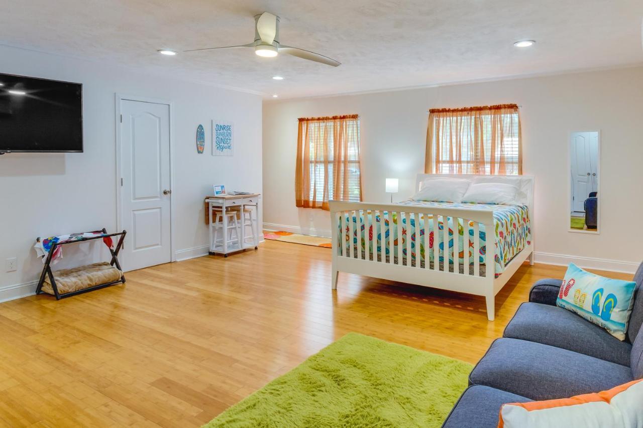 Gulf Breeze Vacation Rental For 2 With Pool Access! エクステリア 写真
