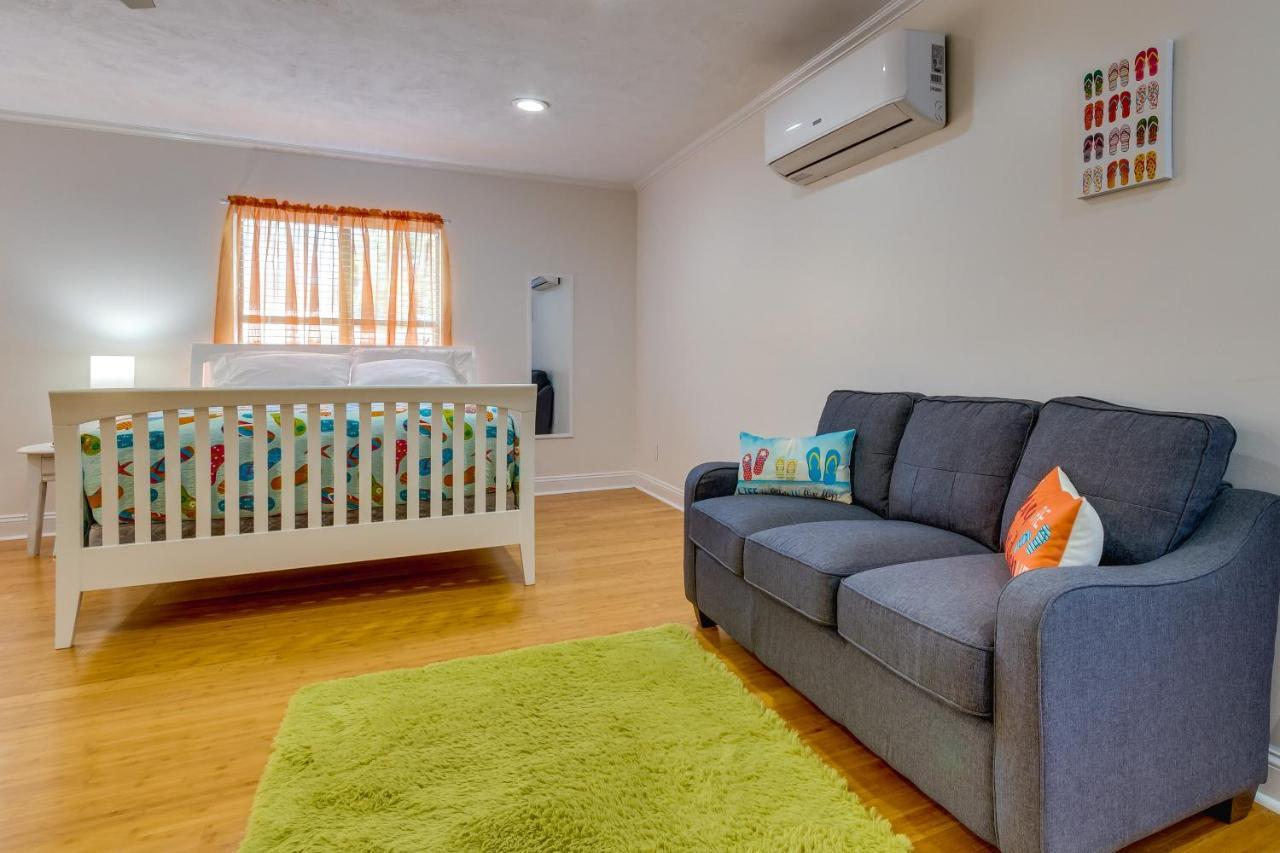 Gulf Breeze Vacation Rental For 2 With Pool Access! エクステリア 写真
