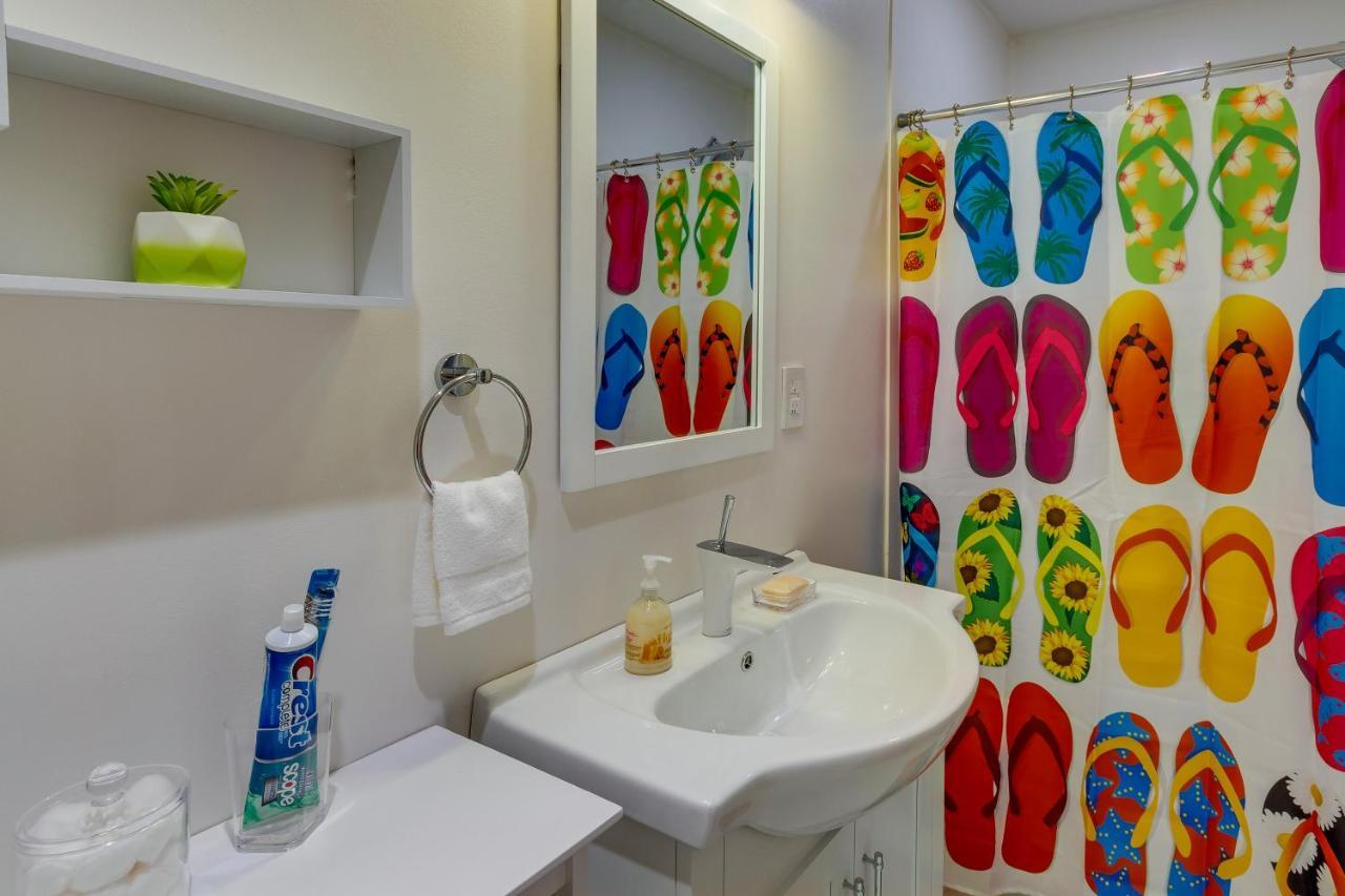 Gulf Breeze Vacation Rental For 2 With Pool Access! エクステリア 写真